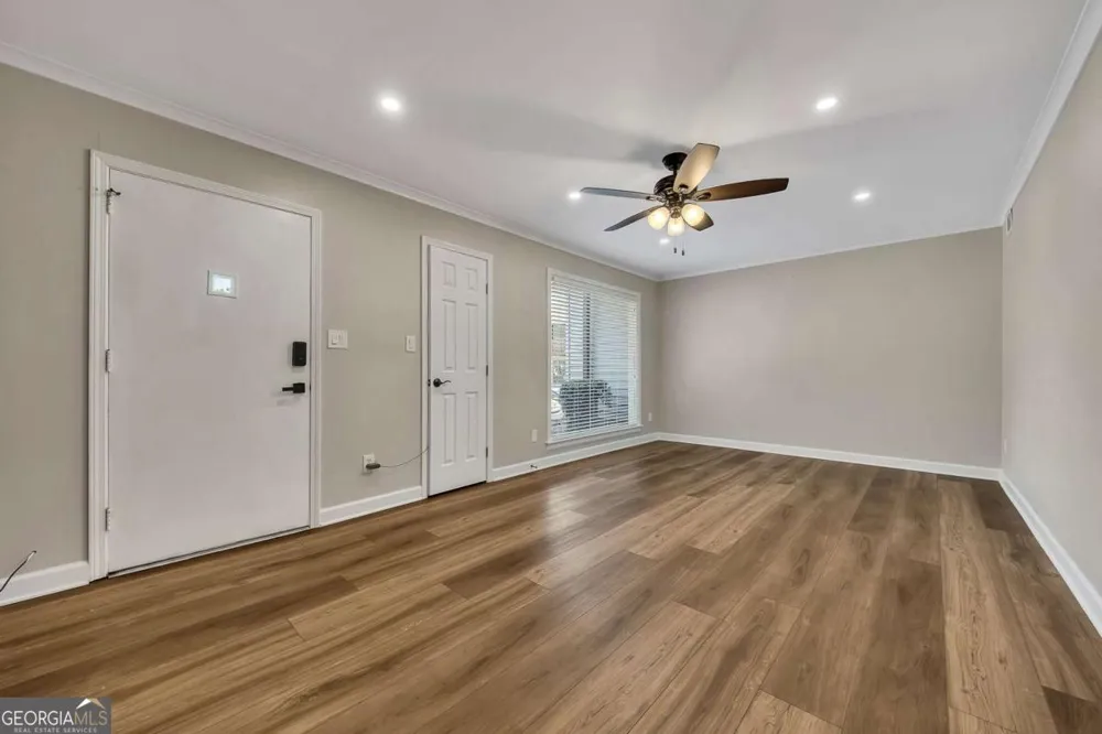 9 Fairway DR NW Kennesaw, GA 30144