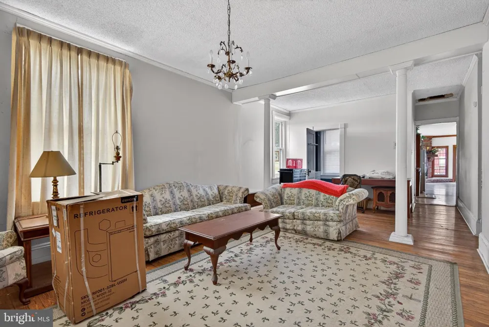 4023 MINUTE DRIVE Columbia, PA 17512