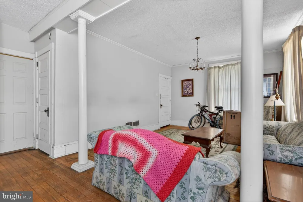 4023 MINUTE DRIVE Columbia, PA 17512
