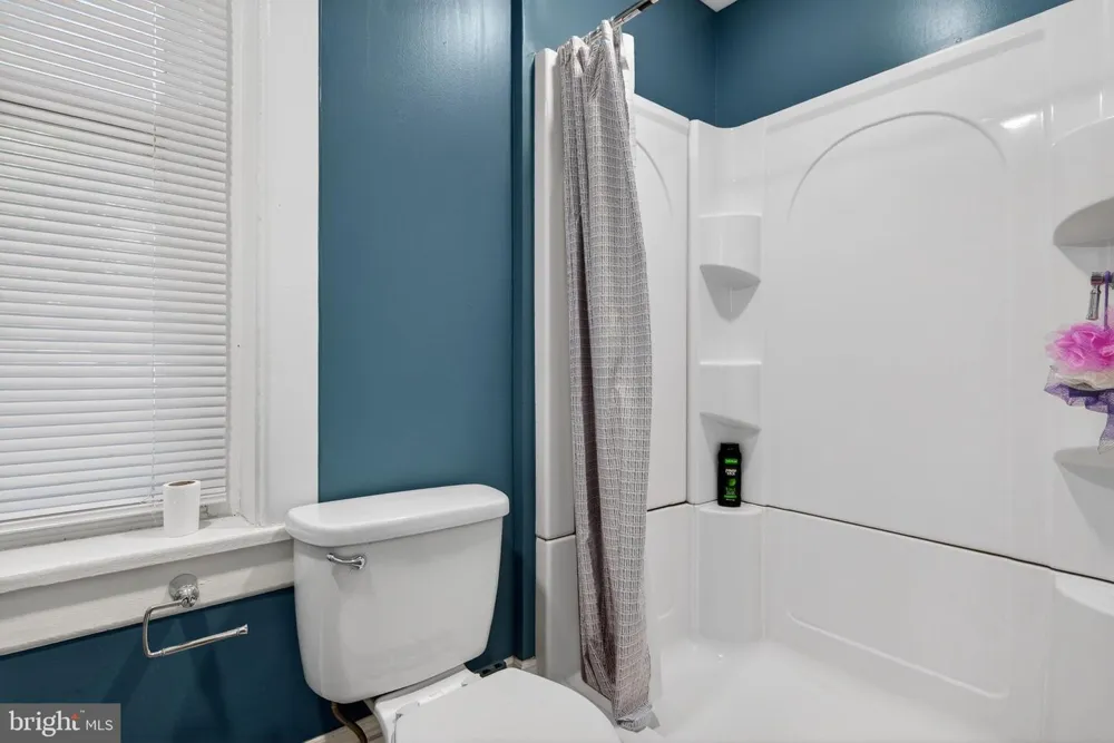 4023 MINUTE DRIVE Columbia, PA 17512