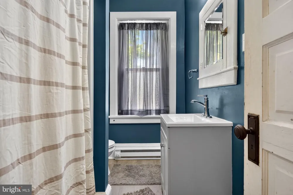 4023 MINUTE DRIVE Columbia, PA 17512