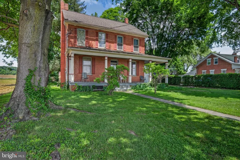 4023 MINUTE DRIVE Columbia, PA 17512