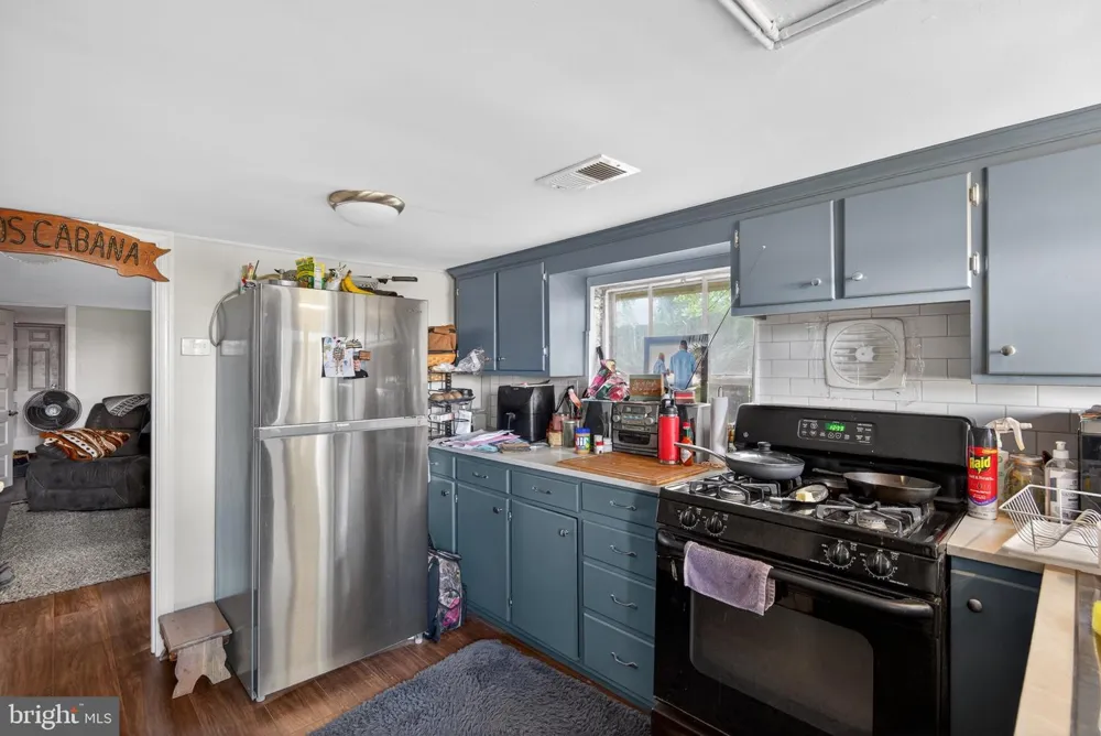 4023 MINUTE DRIVE Columbia, PA 17512