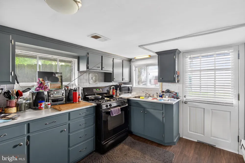 4023 MINUTE DRIVE Columbia, PA 17512