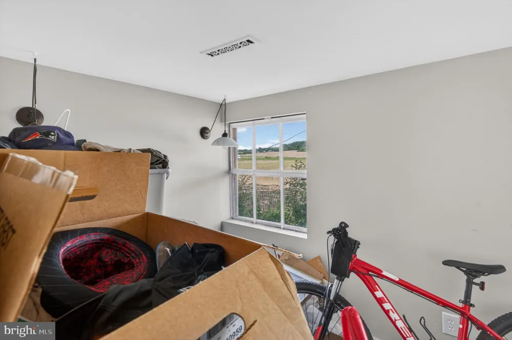 4023 MINUTE DRIVE Columbia, PA 17512