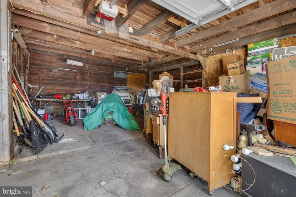 4023 MINUTE DRIVE Columbia, PA 17512