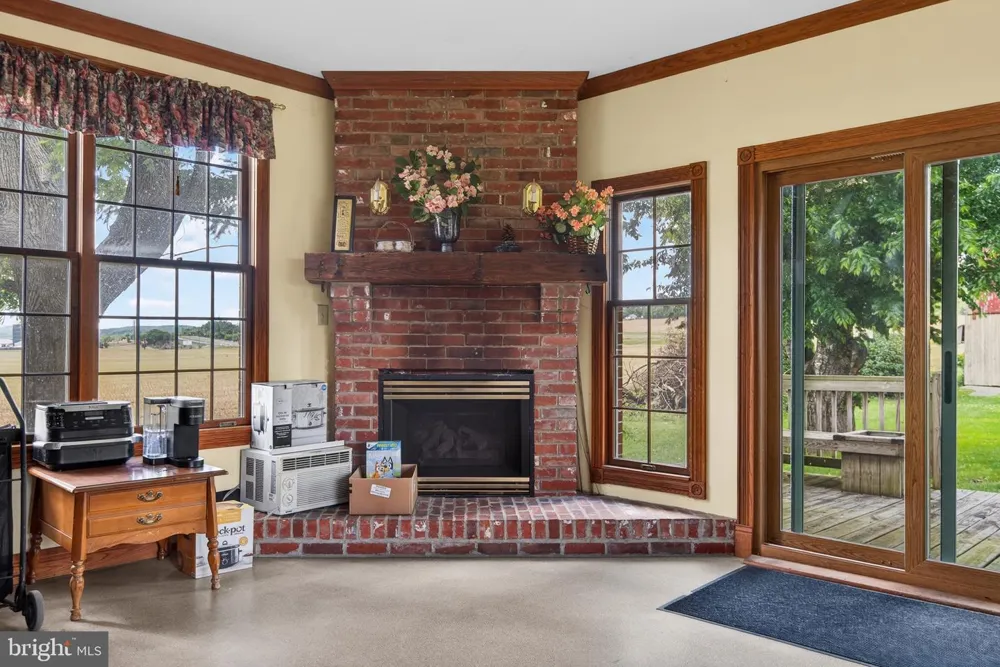 4023 MINUTE DRIVE Columbia, PA 17512