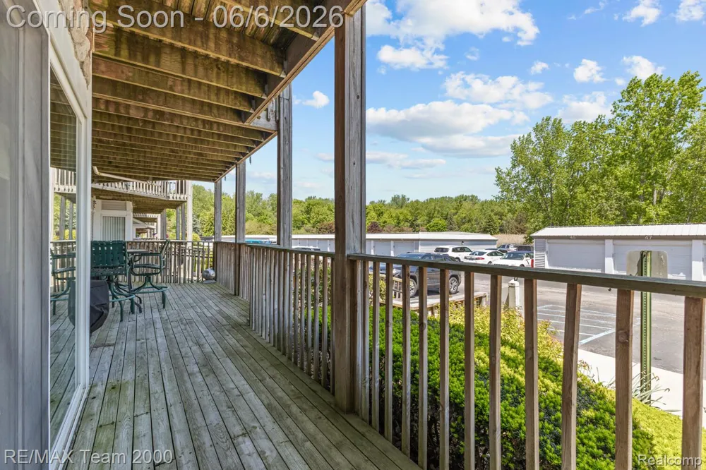 37522 Jefferson Avenue #102 Harrison Charter Township, MI 48045