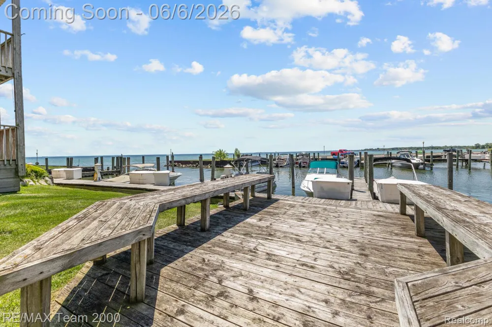37522 Jefferson Avenue #102 Harrison Charter Township, MI 48045