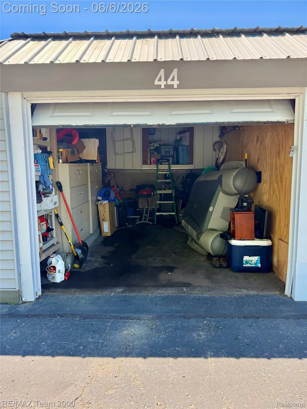 37522 Jefferson Avenue #102 Harrison Charter Township, MI 48045