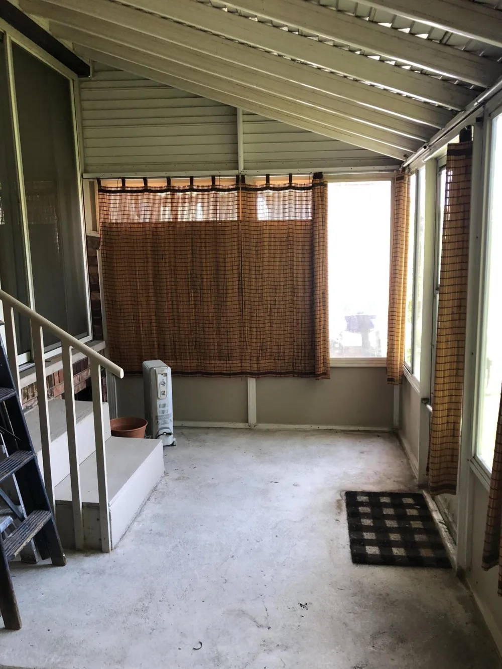 25136 Potomac Drive South Lyon City, MI 48178