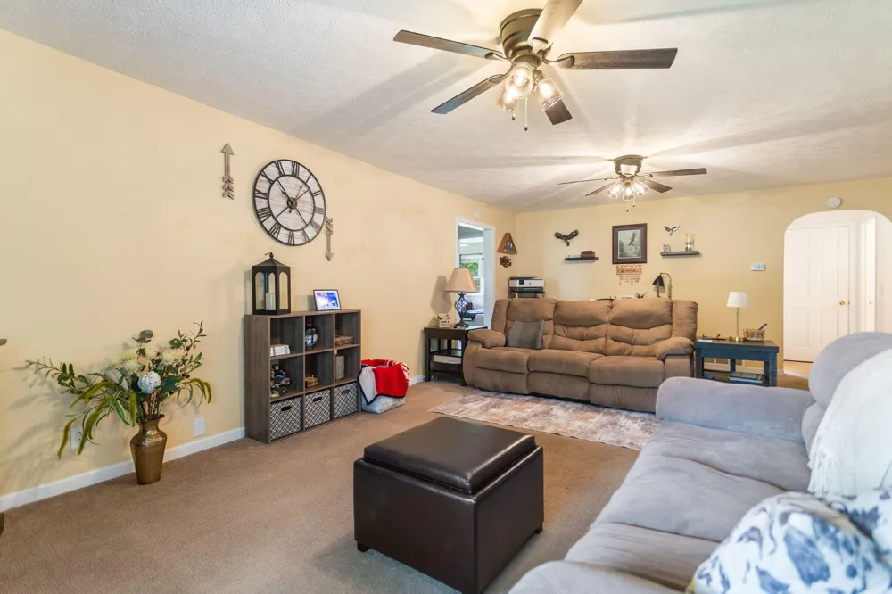 72354 M 43 South Haven Charter Township, MI 49090