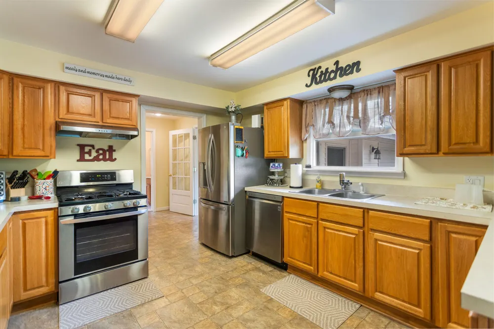 72354 M 43 South Haven Charter Township, MI 49090