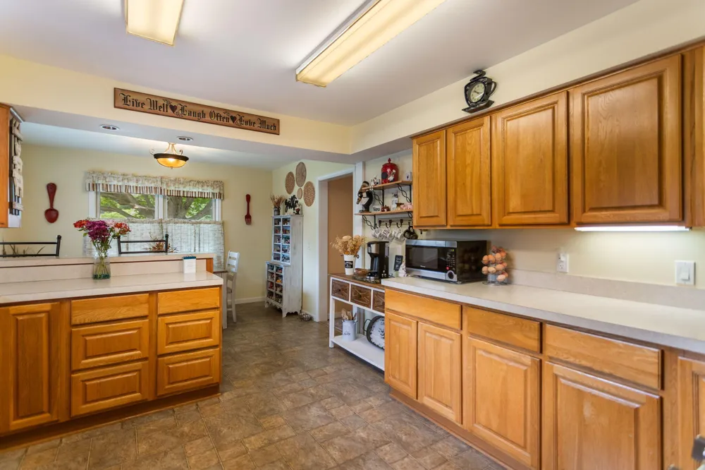 72354 M 43 South Haven Charter Township, MI 49090