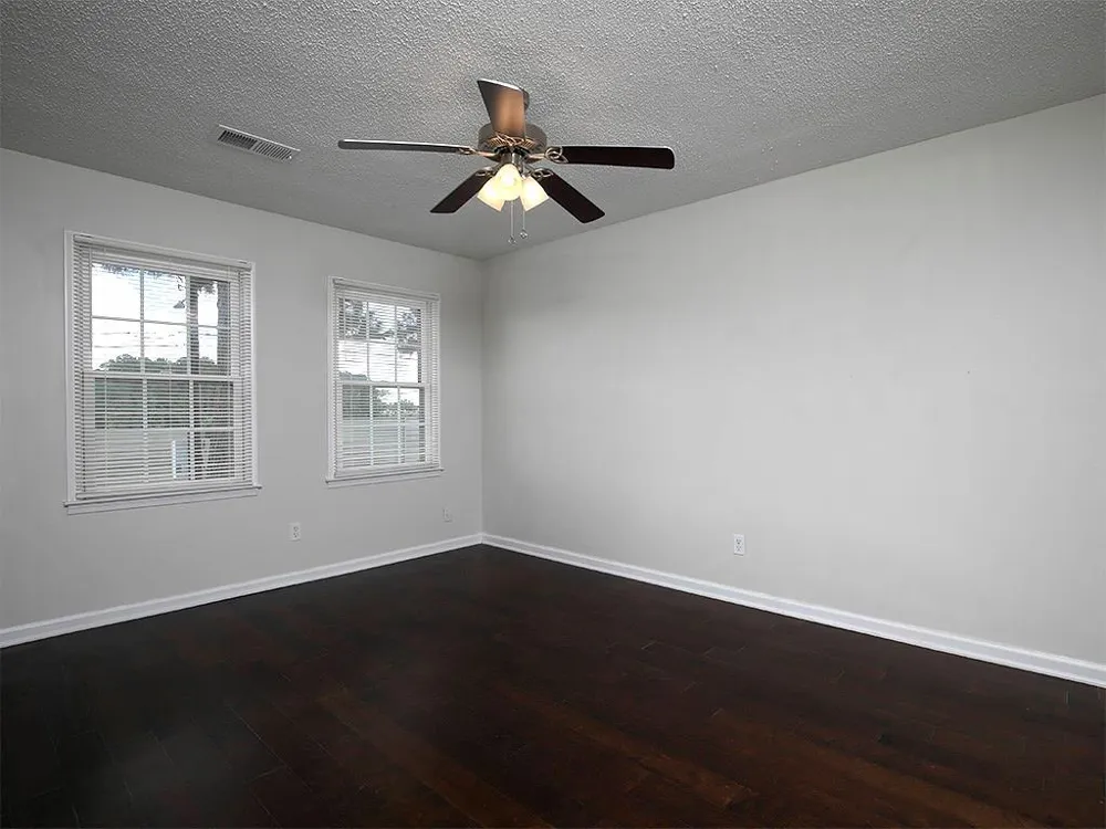 1018 Old Holcomb Bridge Road Roswell, GA 30076