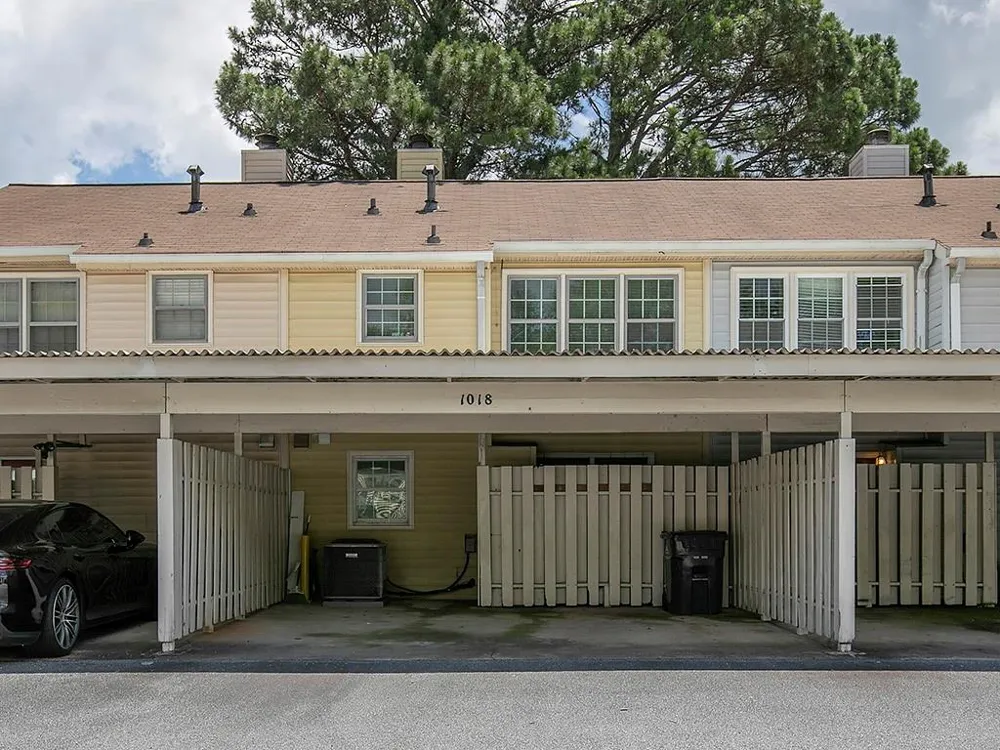 1018 Old Holcomb Bridge Road Roswell, GA 30076