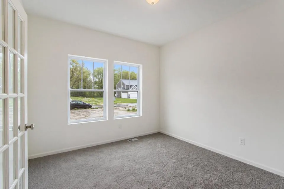 9336 Snow Valley Drive SE Alto, MI 49302