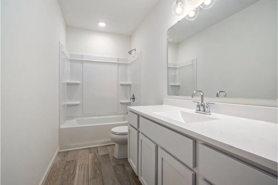 9336 Snow Valley Drive SE Alto, MI 49302