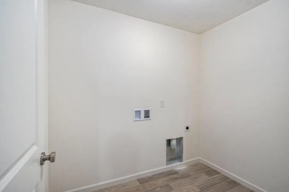 9336 Snow Valley Drive SE Alto, MI 49302