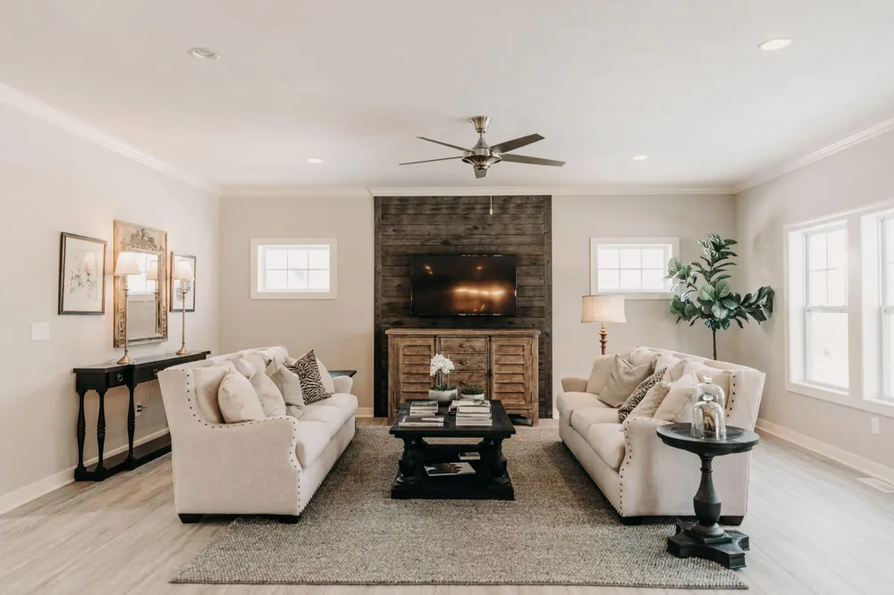 9336 Snow Valley Drive SE Alto, MI 49302