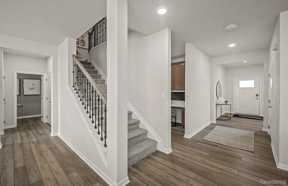 623 Gretchen Lane Saline City, MI 48176