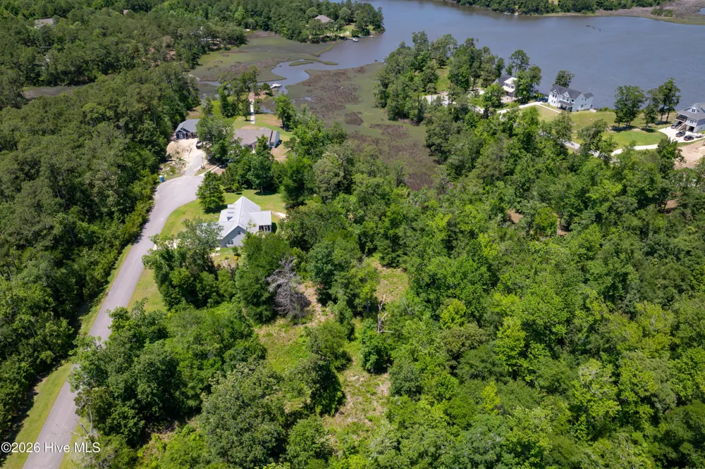 Lot 10 Tree Hill Lane Hubert, NC 28539