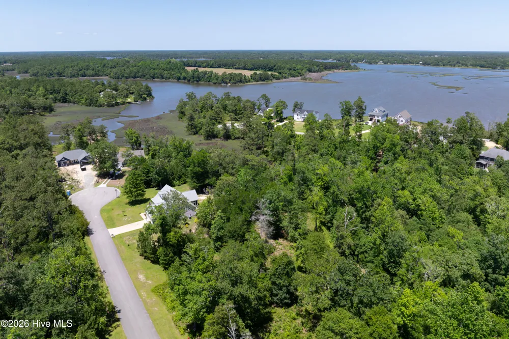 Lot 10 Tree Hill Lane Hubert, NC 28539