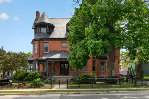 505 Wildwood Avenue