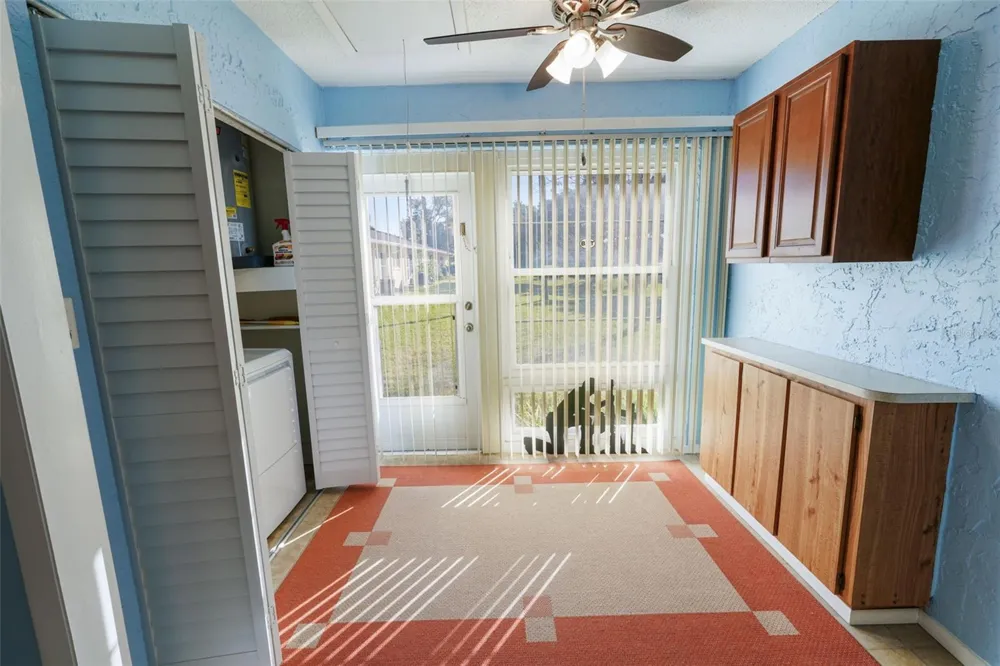 2465 NORTHSIDE DRIVE #102 Clearwater, FL 33761