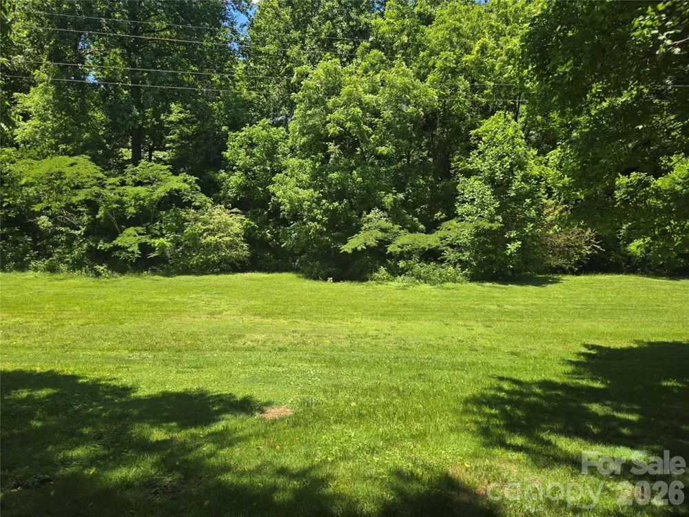 156 S Caldwell Avenue Newton, NC 28658