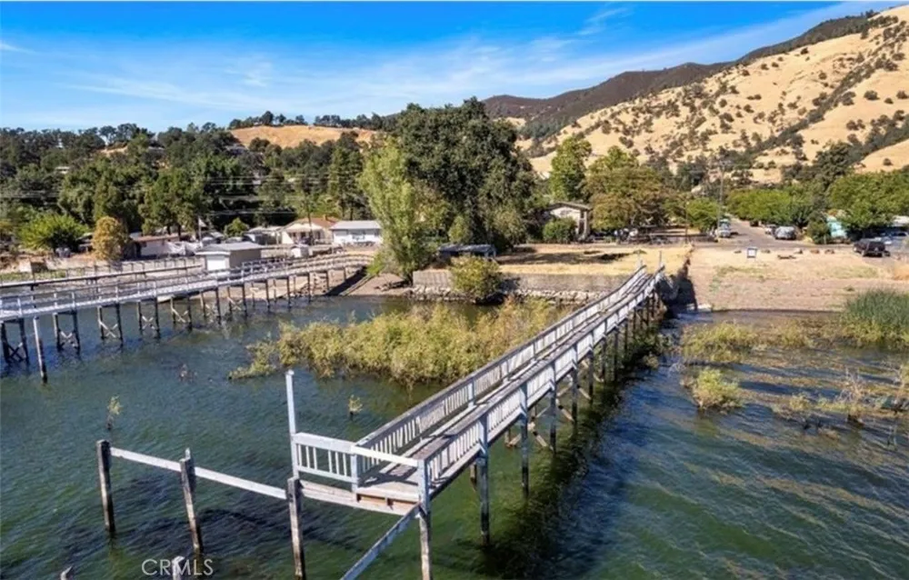 3383 Lakeshore Nice, CA 95464