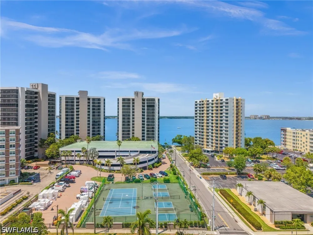 Virginia Avenue #902 Fort Myers, FL 33901