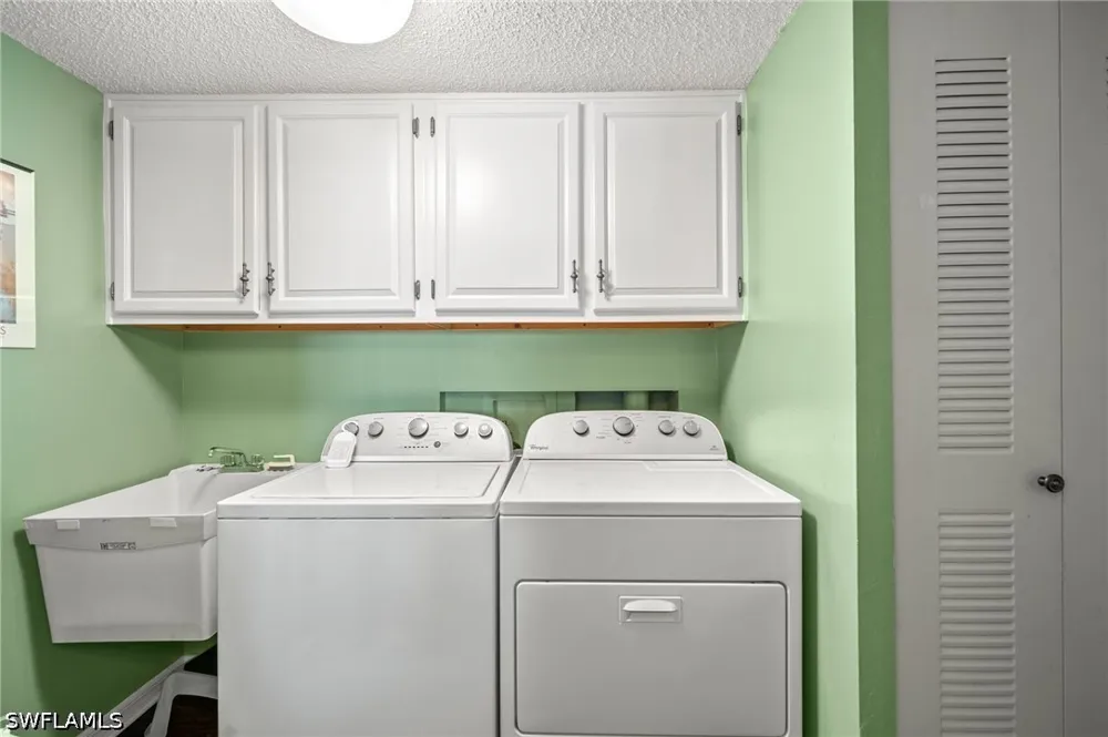 Virginia Avenue #902 Fort Myers, FL 33901