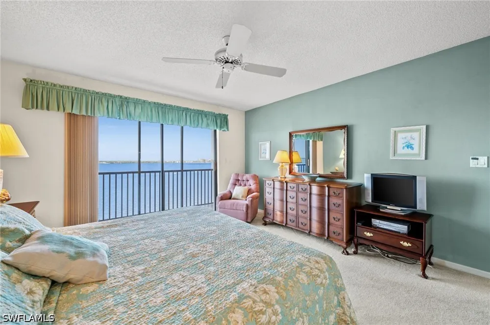 Virginia Avenue #902 Fort Myers, FL 33901