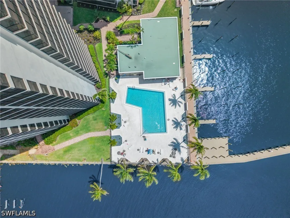 Virginia Avenue #902 Fort Myers, FL 33901