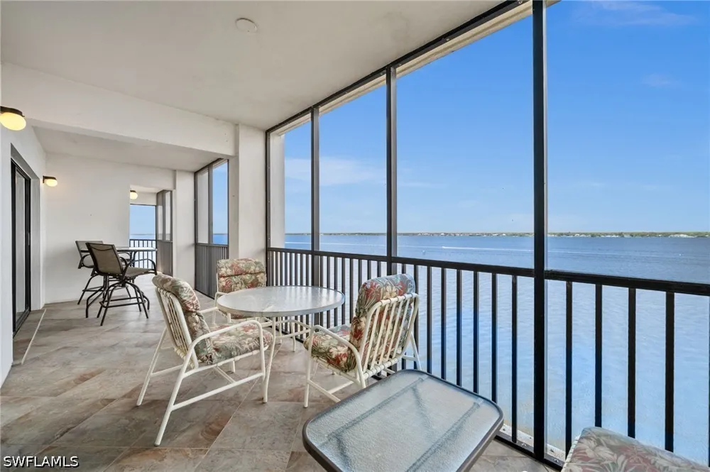 Virginia Avenue #902 Fort Myers, FL 33901