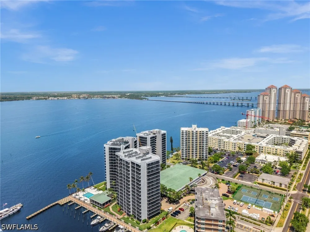 Virginia Avenue #902 Fort Myers, FL 33901