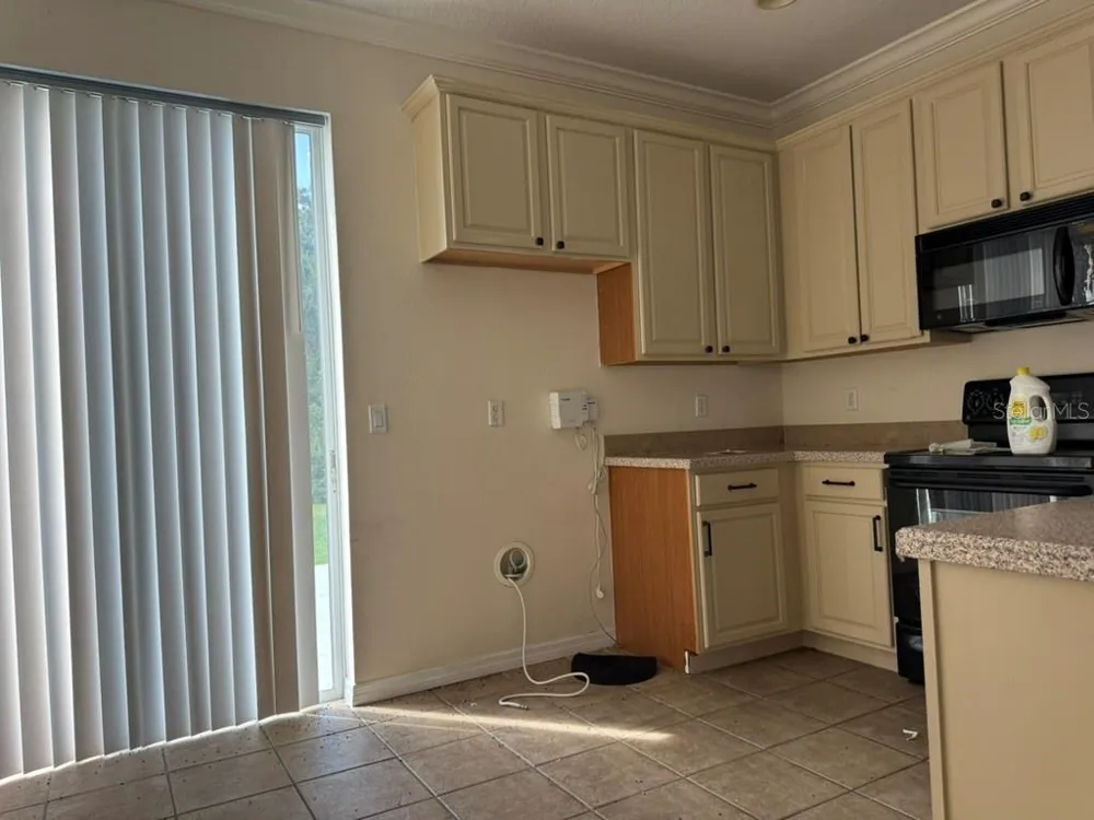 11537 DECLARATION DRIVE Tampa, FL 33635
