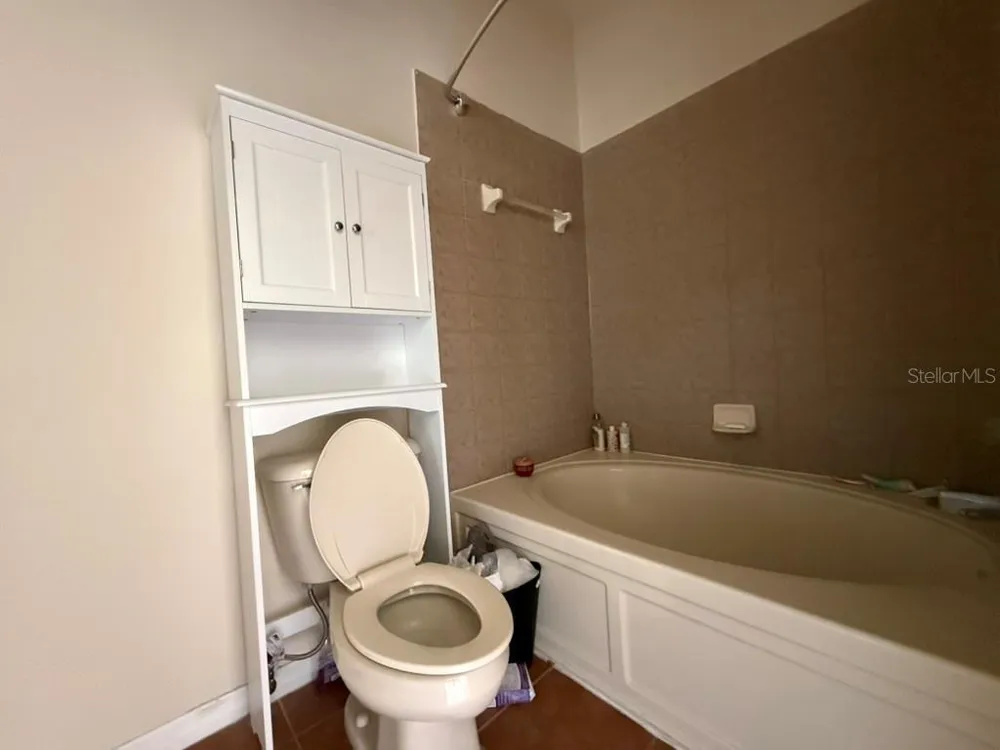 11537 DECLARATION DRIVE Tampa, FL 33635