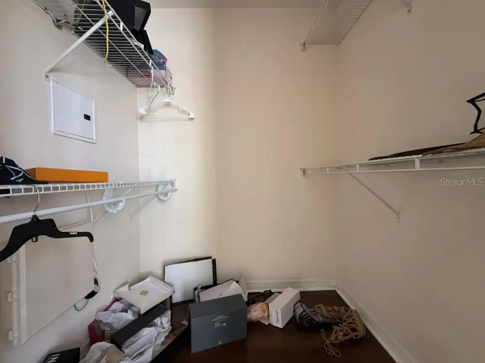 11537 DECLARATION DRIVE Tampa, FL 33635