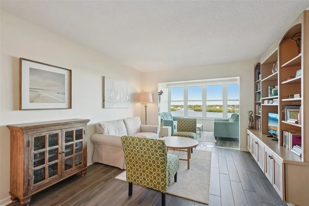 1847 SHORE DRIVE S #711 South Pasadena, FL 33707