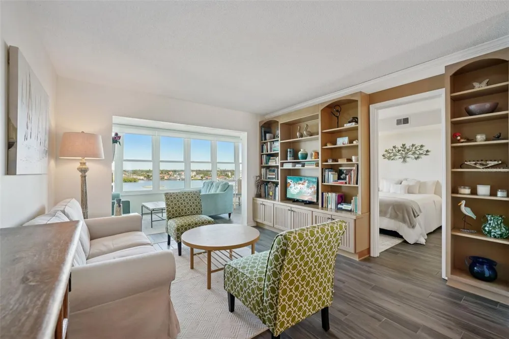 1847 SHORE DRIVE S #711 South Pasadena, FL 33707