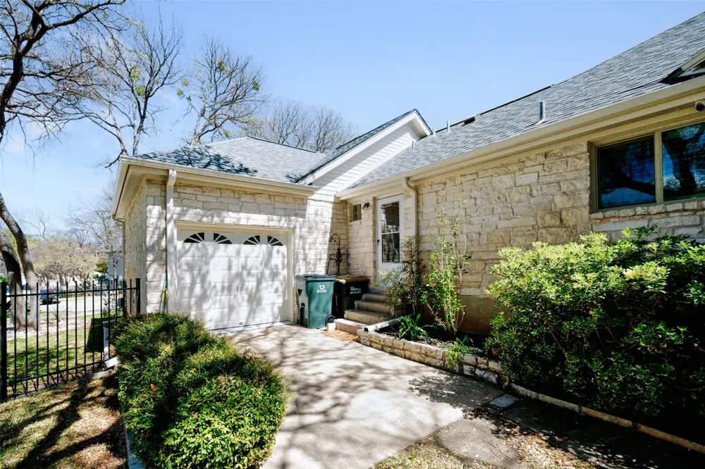 30110 Torrey Pines Circle Georgetown, TX 78628