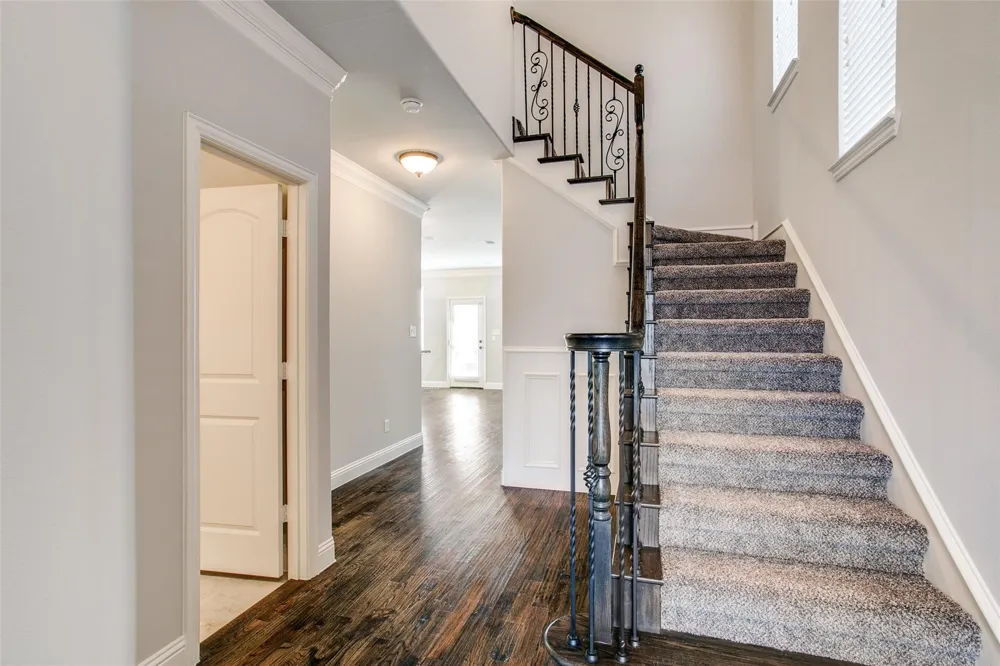 250 Churchill Loop Grapevine, TX 76051