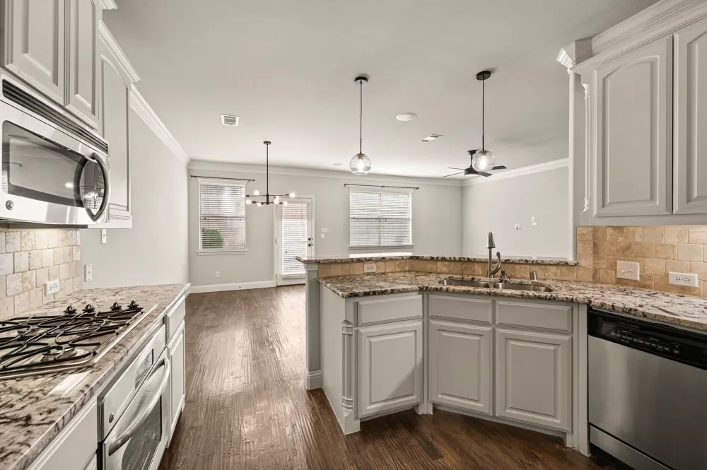 250 Churchill Loop Grapevine, TX 76051