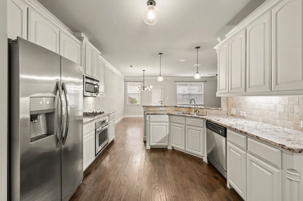 250 Churchill Loop Grapevine, TX 76051