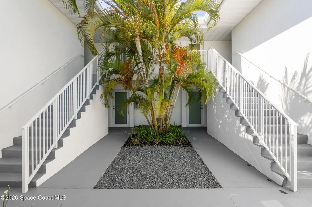 210 6th Avenue #1 Indialantic, FL 32903