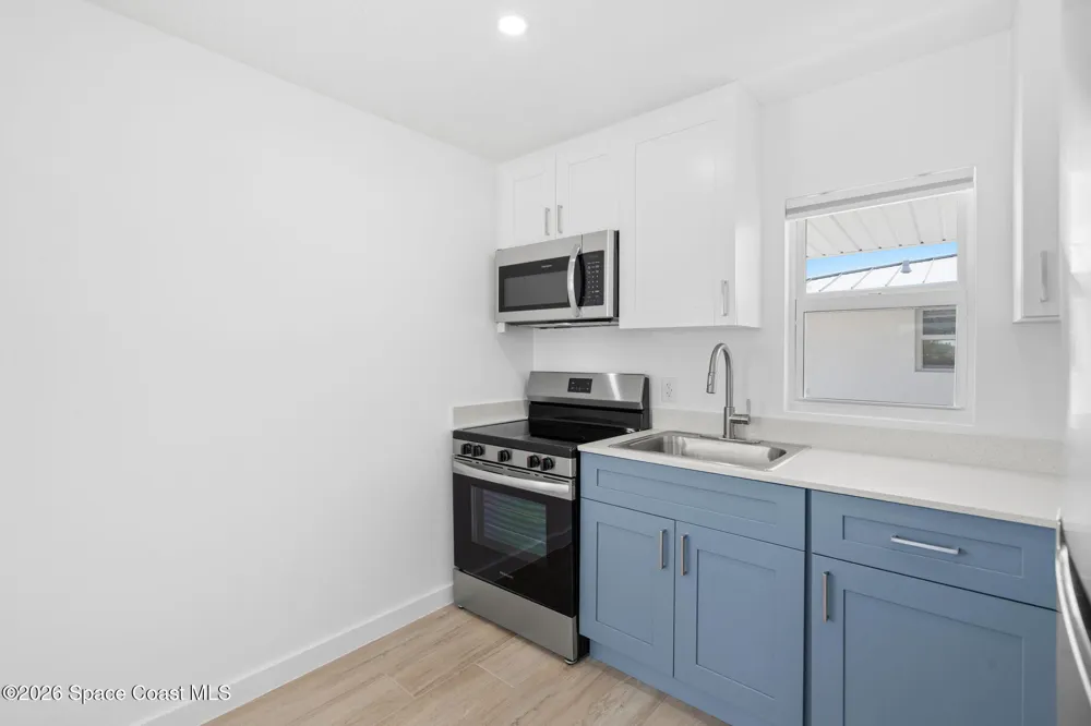 210 6th Avenue #1 Indialantic, FL 32903