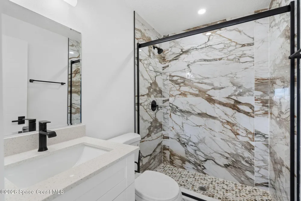 210 6th Avenue #7 Indialantic, FL 32903