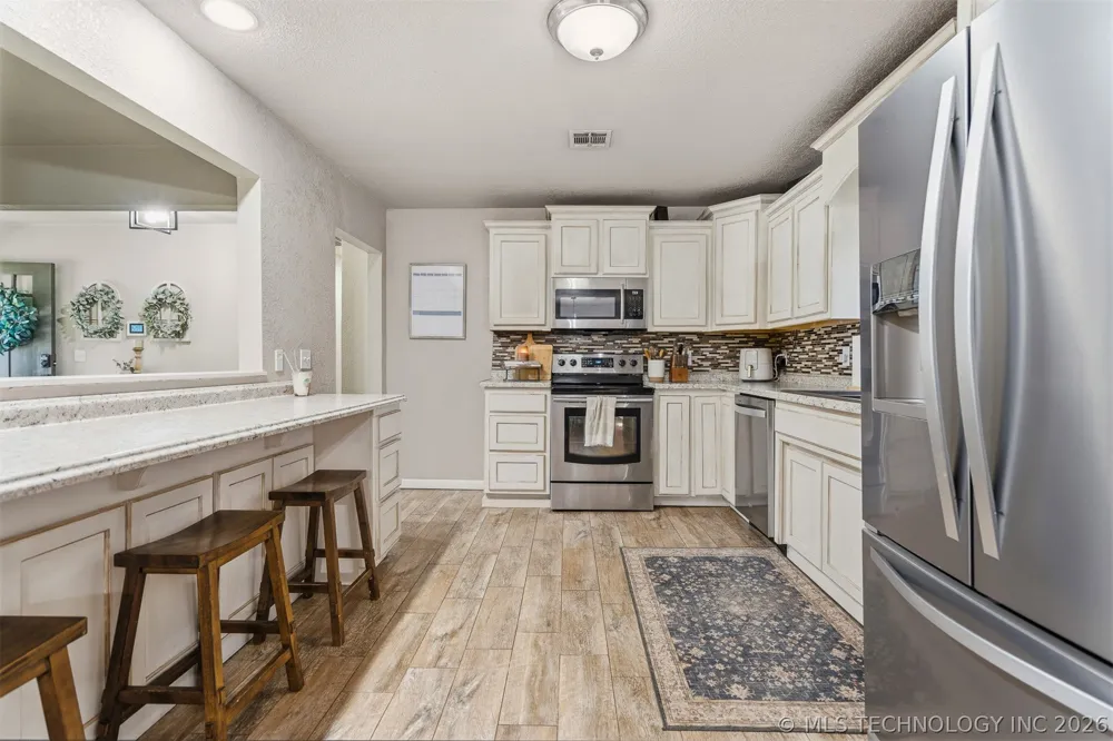 1126 W 12th Sulphur, OK 73086